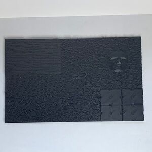 Textured Dry Brush Palette with Face 190mm x 115mm